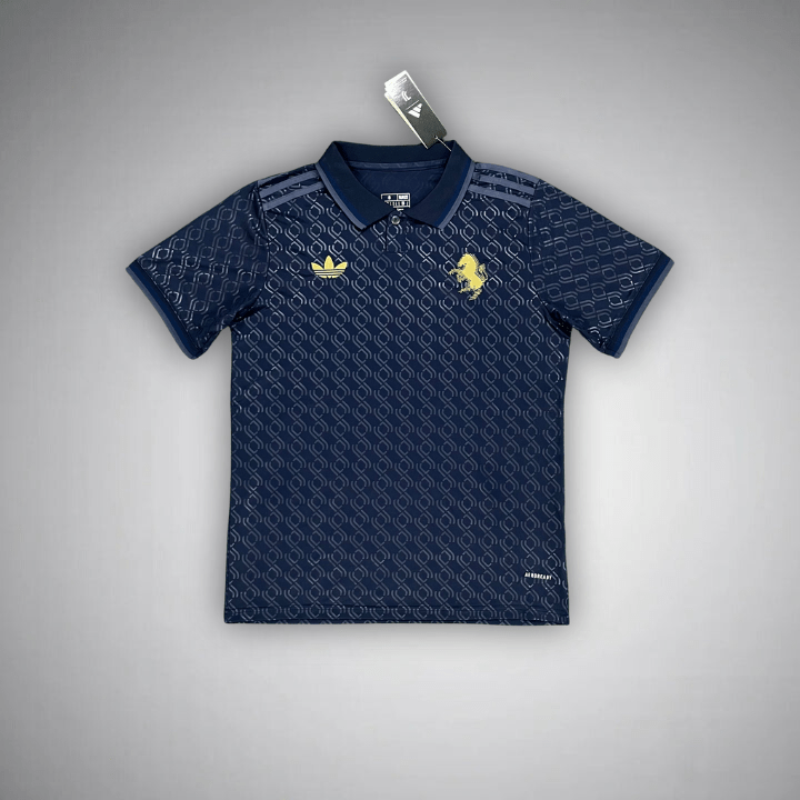 Juventus "Juve Iconica" Premium Kit - FutKulture