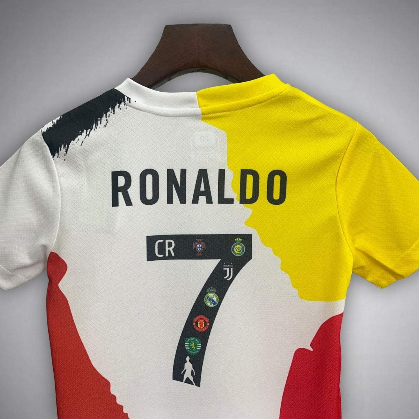 Legendary "Ronaldo" Premium Kids Size Kit - FutKulture