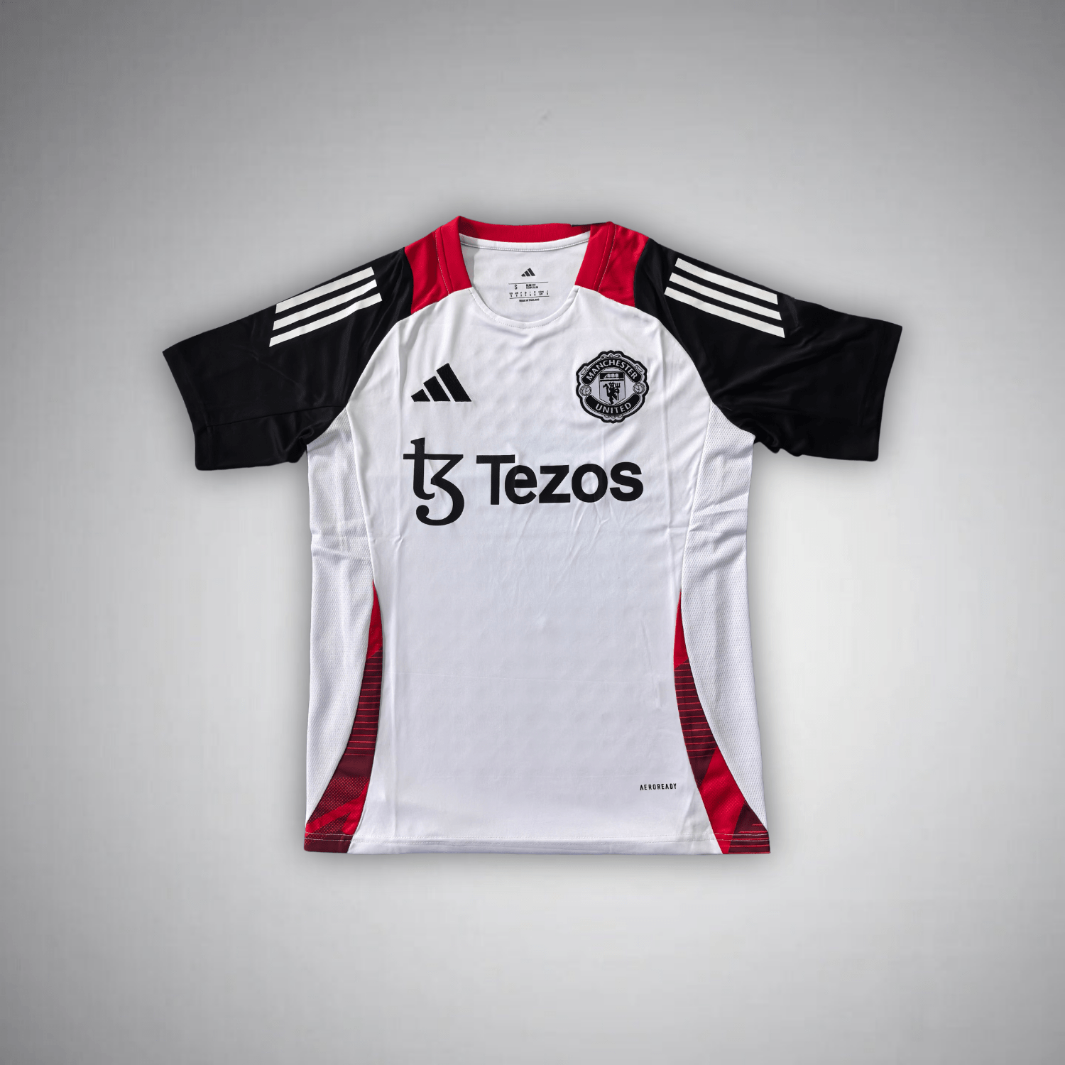 Manchester United "Tiro 24" Premium Kit - FutKulture