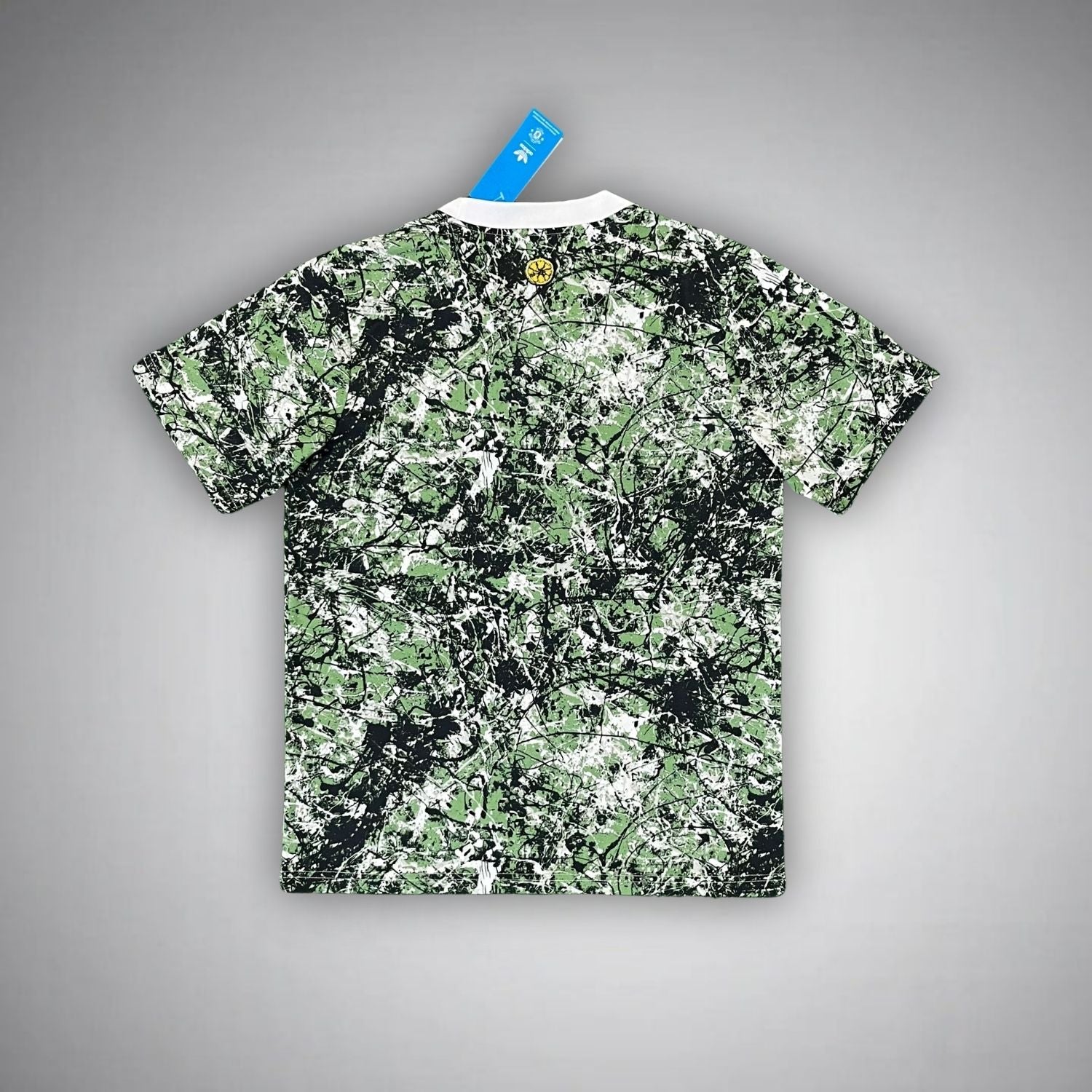 Manchester United X Stone Roses Premium Green Kit - FutKulture