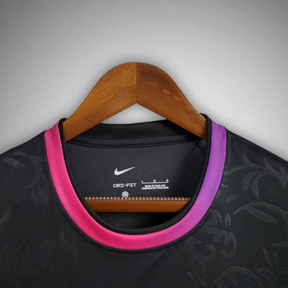 PSG "Paris Noir" Premium Kit - FutKulture