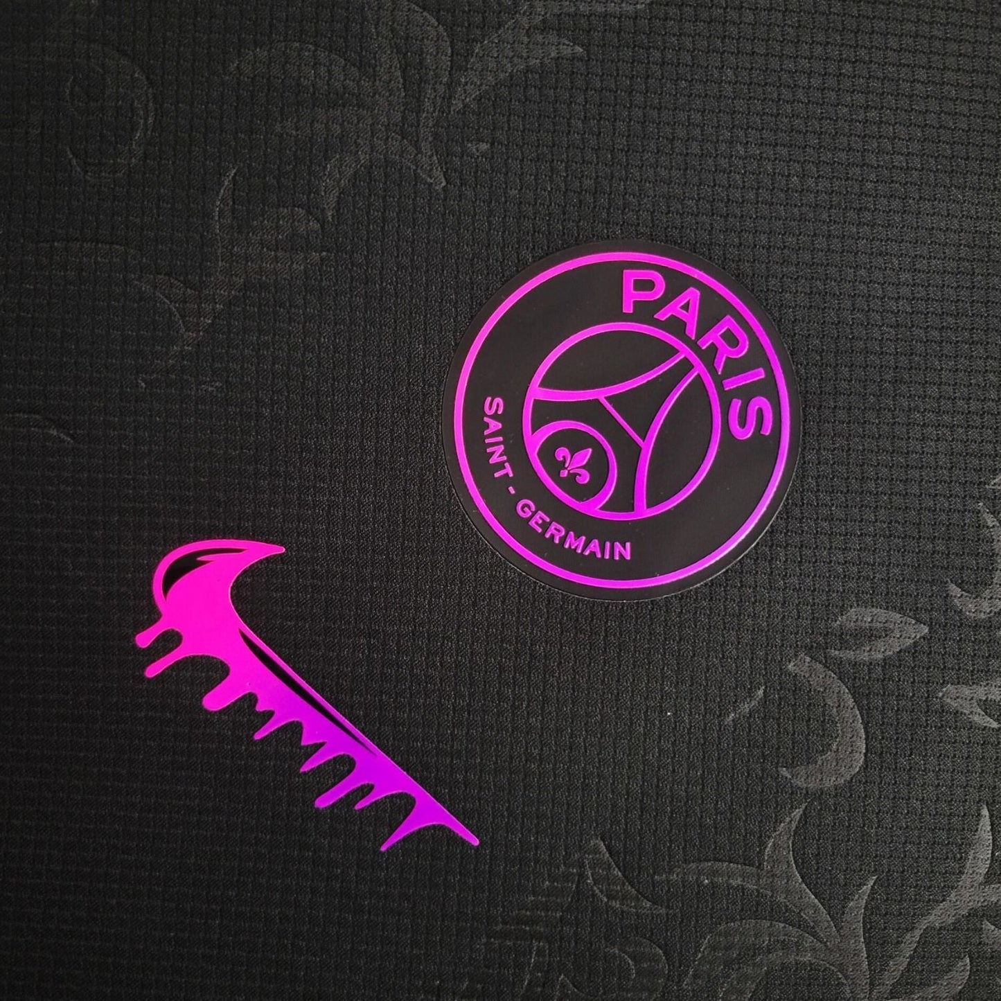 PSG "Paris Noir" Premium Kit - FutKulture