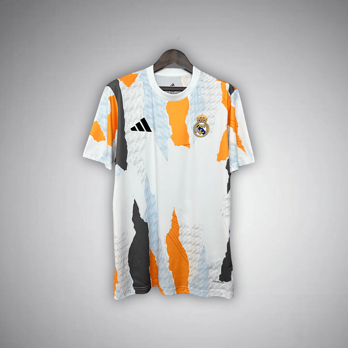 Real Madrid "Asiimov" Premium Kit - FutKulture