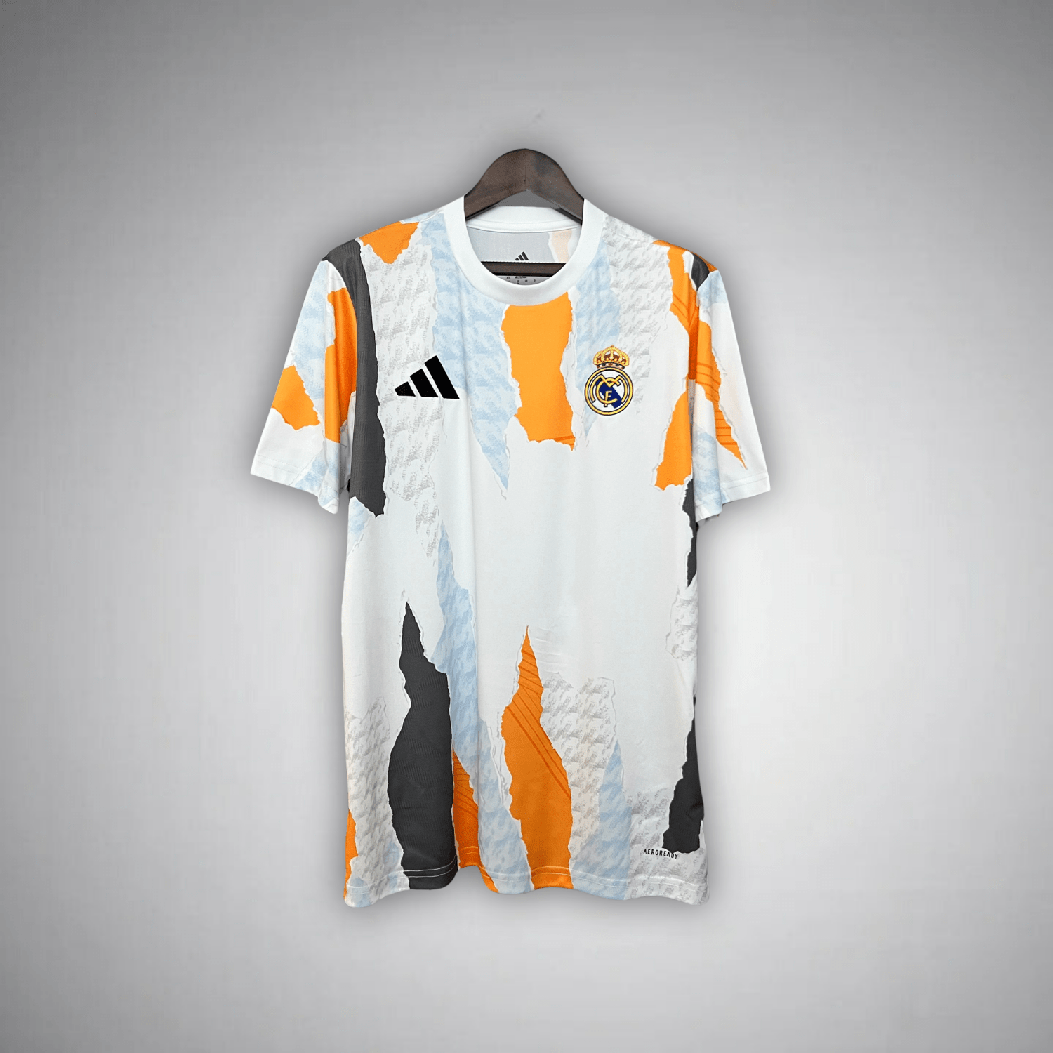 Real Madrid "Asiimov" Premium Kit - FutKulture