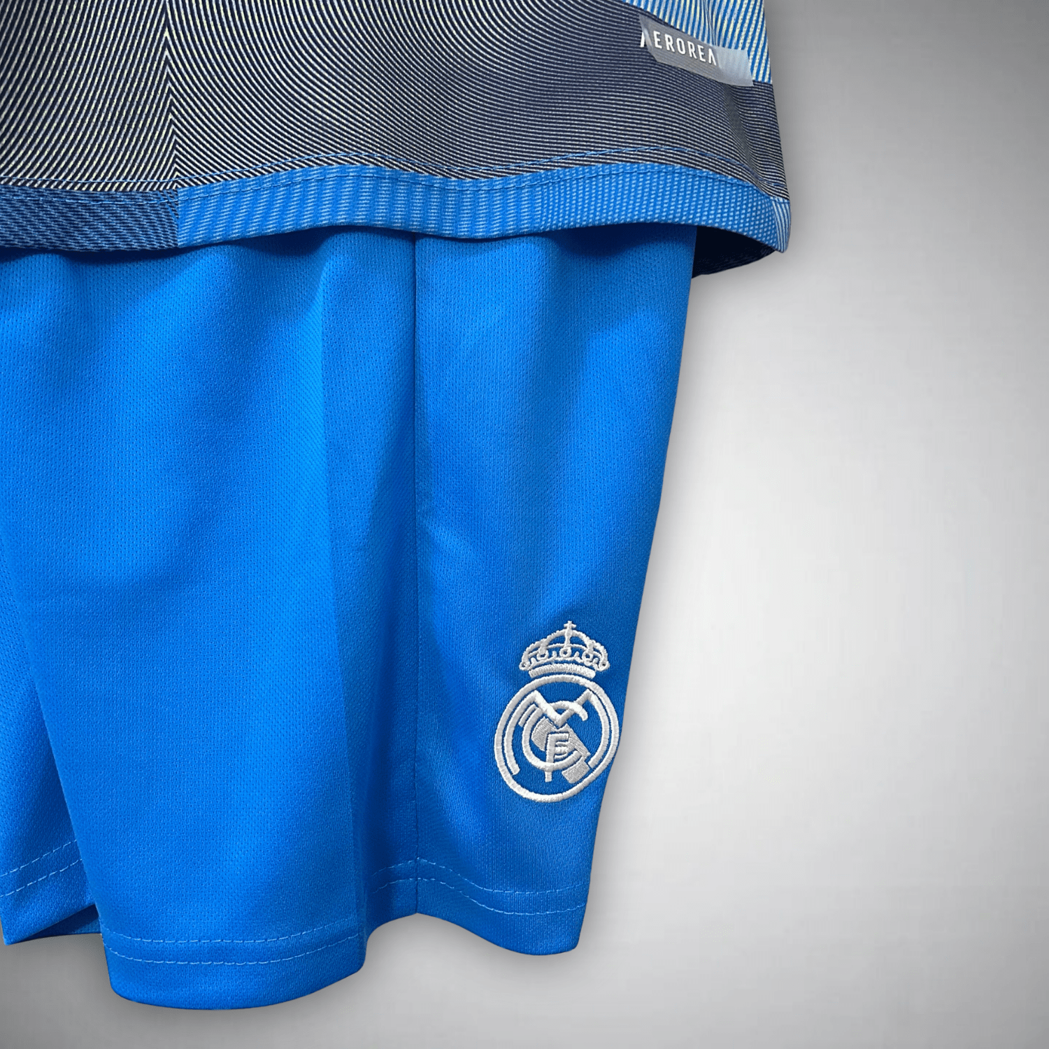 Real Madrid "Cibeles Wave" Premium Kids Size Kit - FutKulture