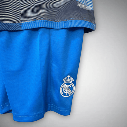 Real Madrid "Cibeles Wave" Premium Kids Size Kit - FutKulture