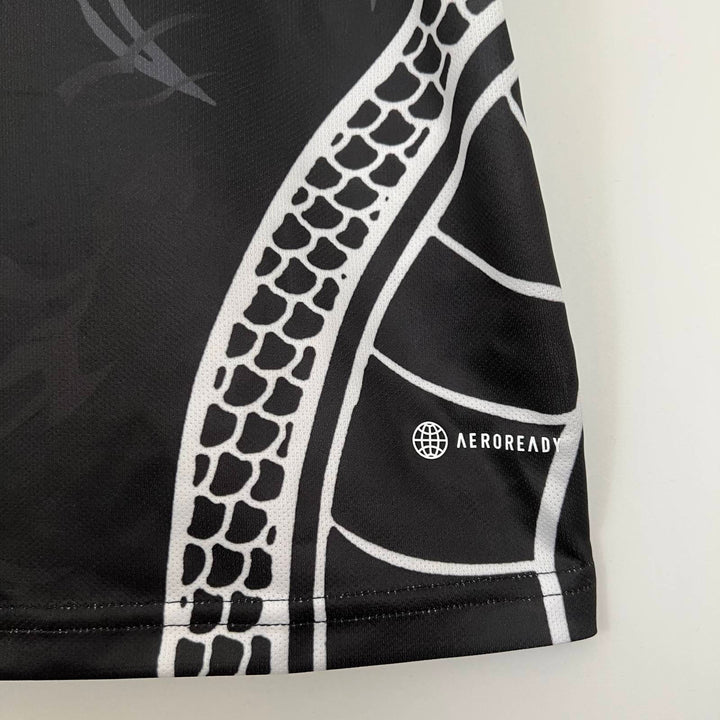 Real Madrid "Dragón Negro" Premium Kit - FutKulture