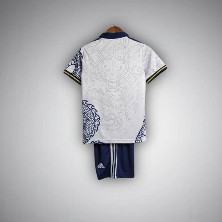 Real Madrid Dragon Blanco Premium Kids Size Kit - FutKulture