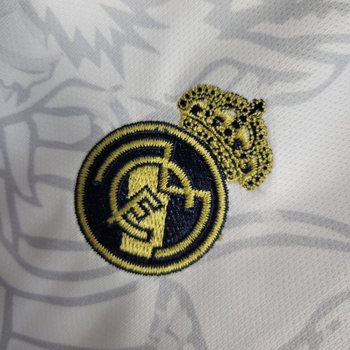 Real Madrid Dragon Blanco Premium Kids Size Kit - FutKulture