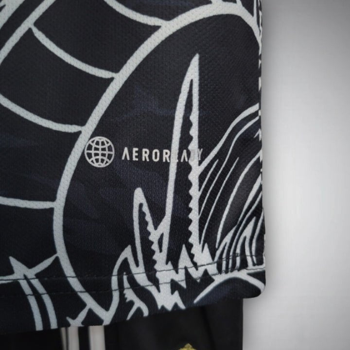 Real Madrid "Dragon Negro" Premium Kids Size Kit - FutKulture