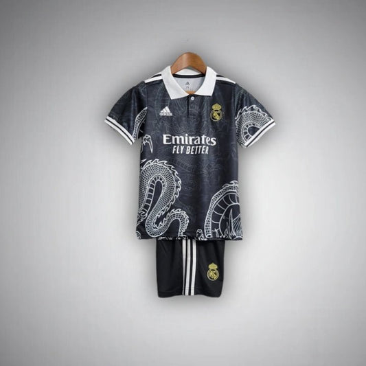 Real Madrid "Dragon Negro" Premium Kids Size Kit - FutKulture