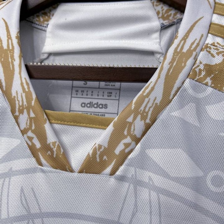 Real Madrid "Golden Dynasty" Premium Kit - FutKulture