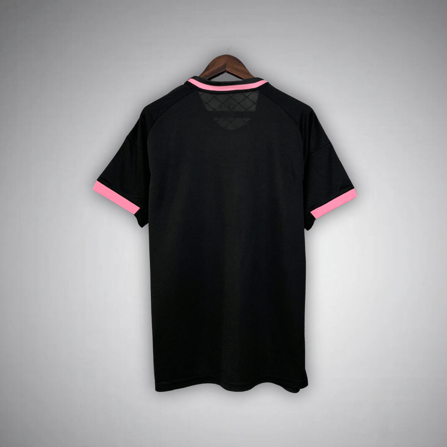 Real Madrid "Pink Kingsnake" Premium Kit - FutKulture