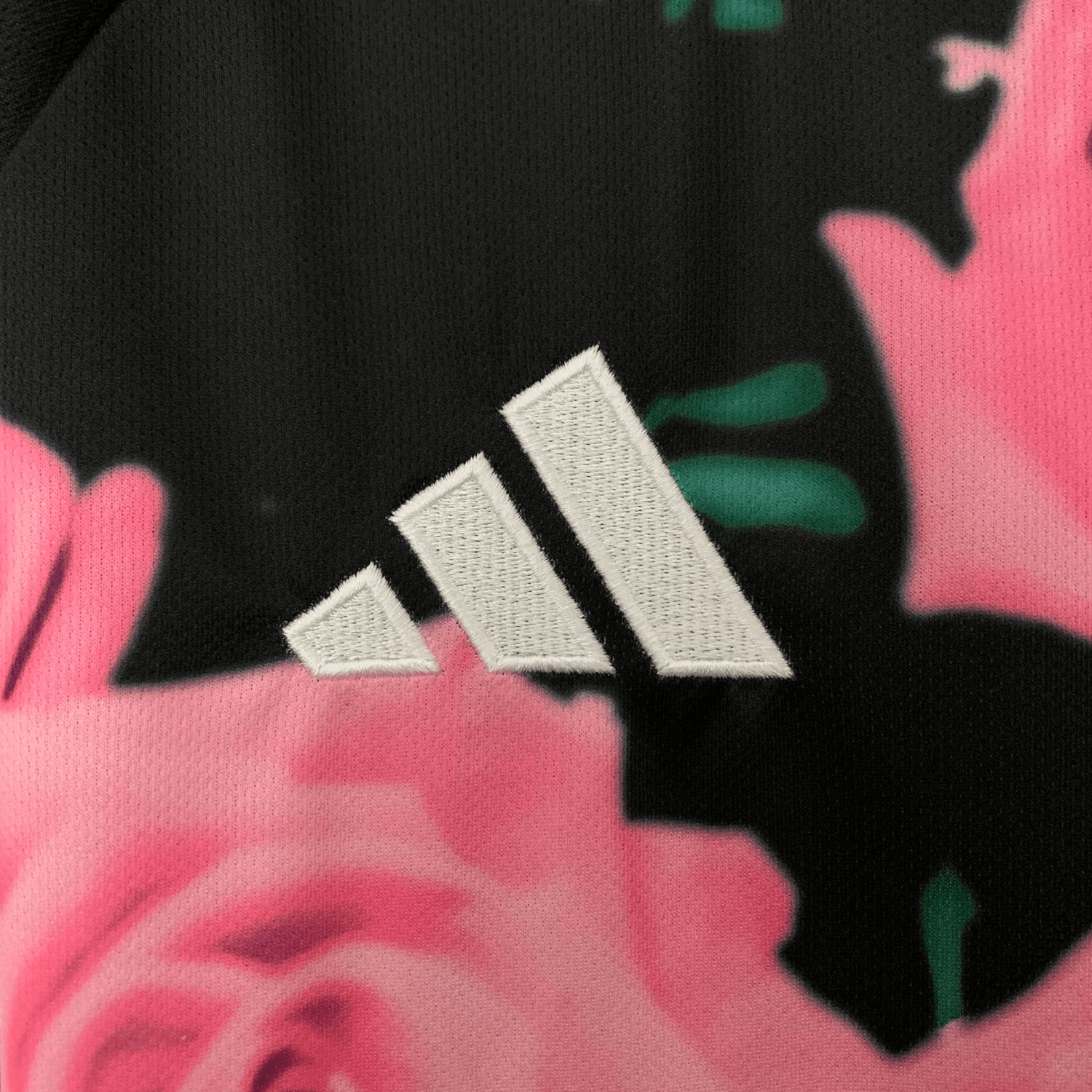 Real Madrid "Pink Kingsnake" Premium Kit - FutKulture