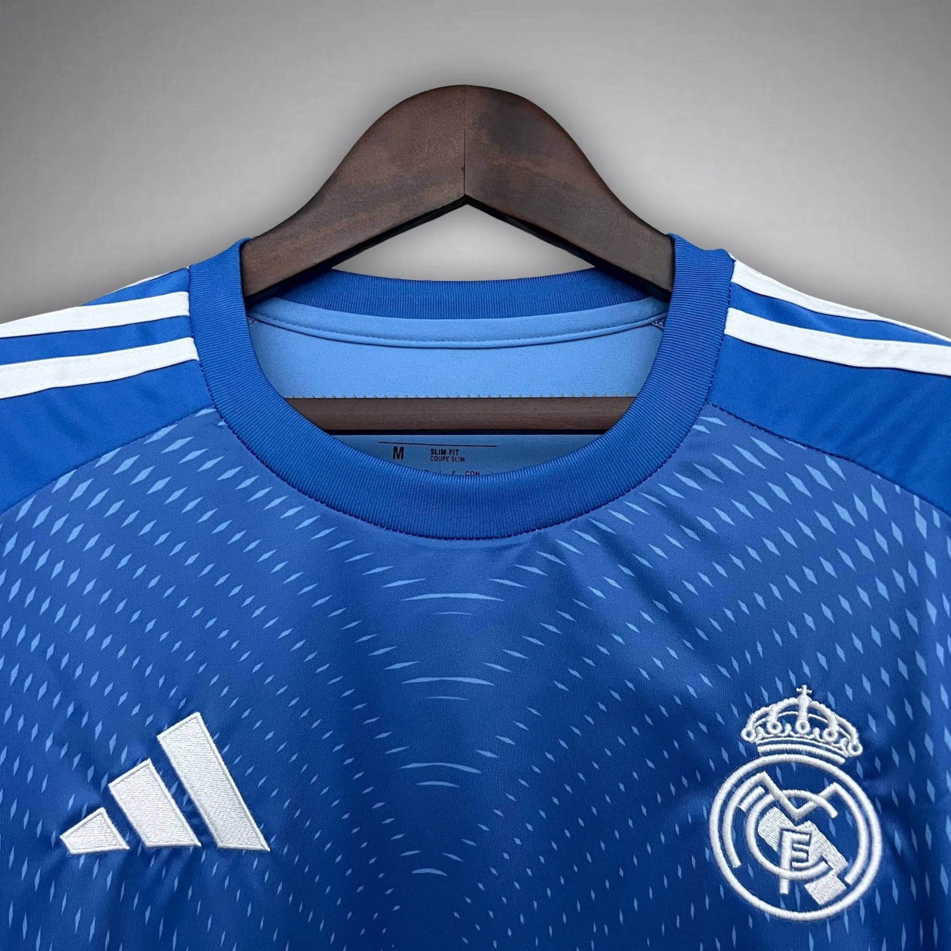 Real Madrid "Royal Breeze" Premium Kit - FutKulture