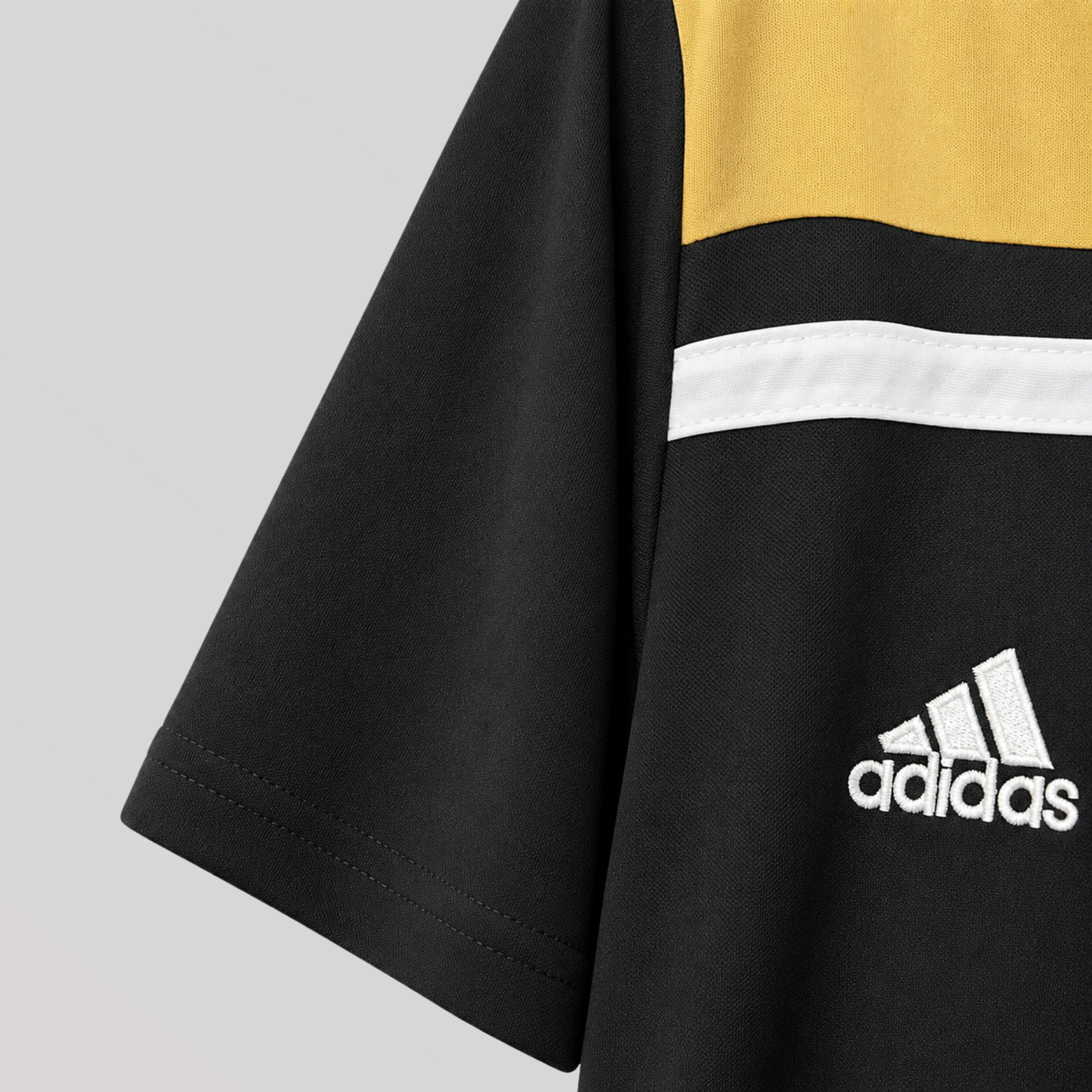 Ajax 2018/19 Men’s Away Retro Football Kit