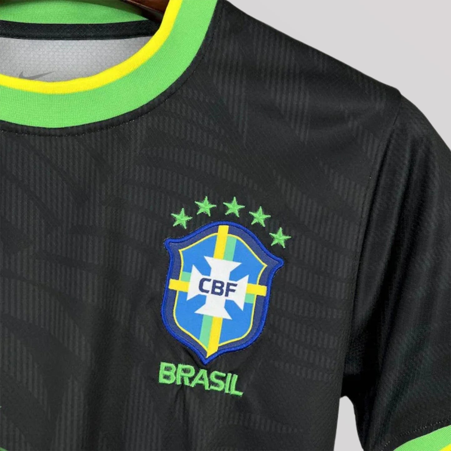 Brazil "Canarinho Noite" Premium Kit