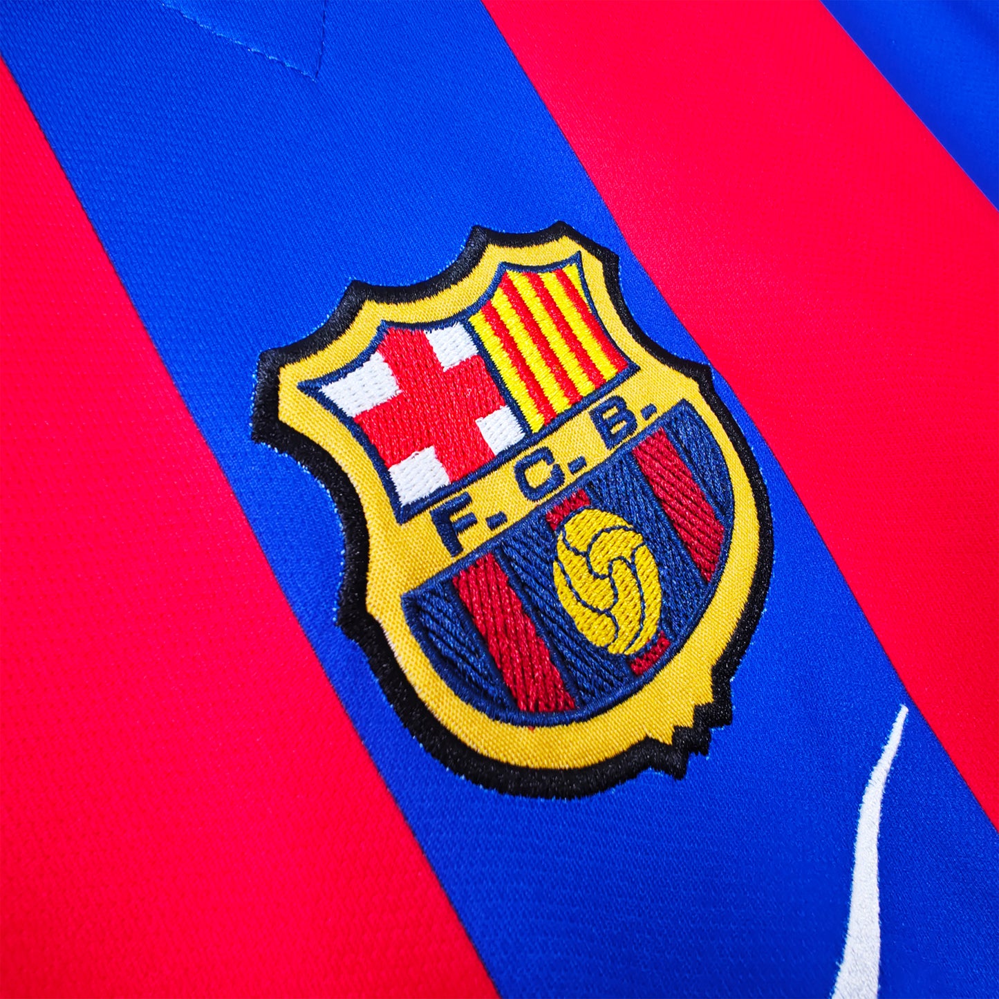 2001/02 Barcelona Home Kit