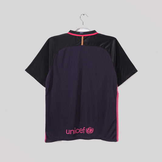 2016/17 Barcelona Away Kit