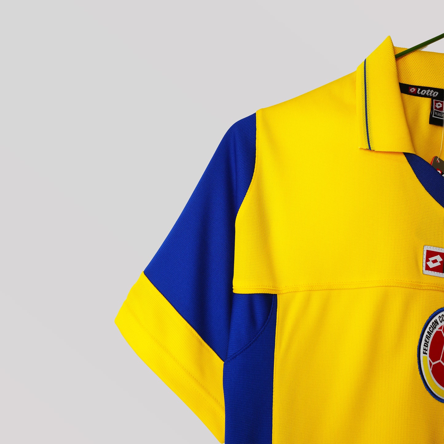 Colombia 2004/05 Home Kit