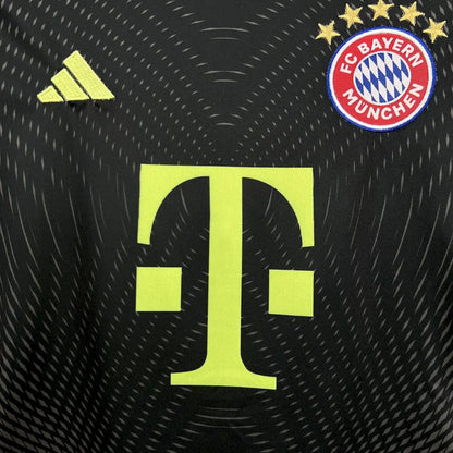 2025/2026 Bayern Munchen Goalkeeper Kids Size Kit