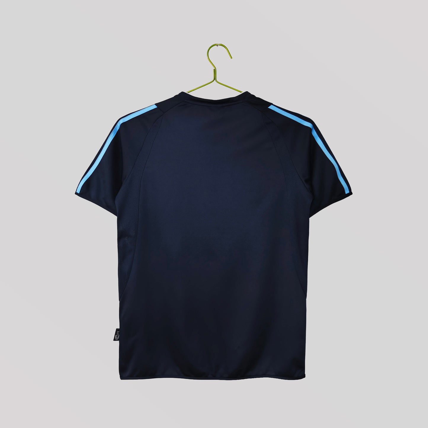 Real Madrid 2004/25 Away Kit