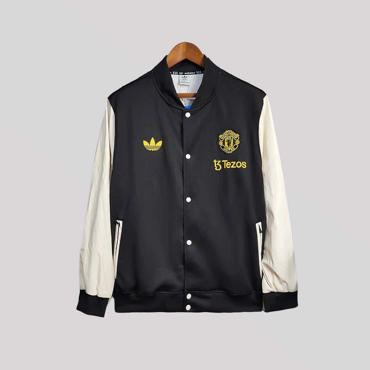 2025/2026 Manchester United Black And White Jacket Windbreaker